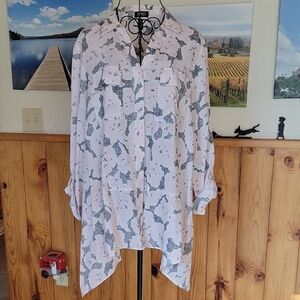 Jones New York Pink and Gray Button Down Shirt